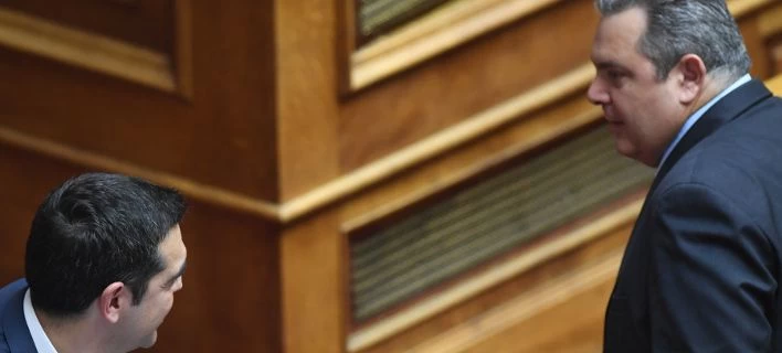 Θρίλερ με τον Καμμένο: Ενα βήμα πριν μείνει χωρίς ΚΟ